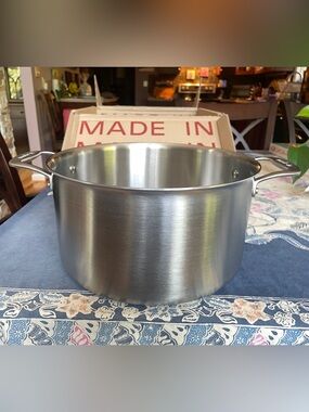 NIB Made In 8 Quart Stainless Steel Stock Pot